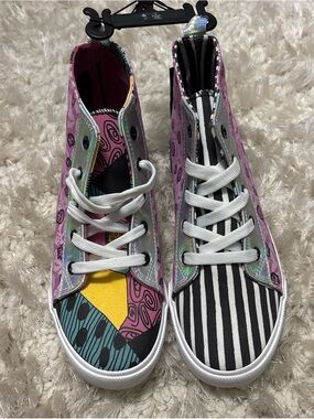 Disney x Ground Up Nightmare Before Christmas High Tops NWT Women’s 6